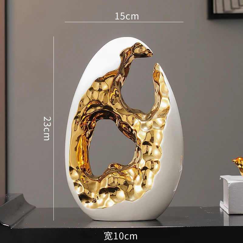 Kervazio™ Modern Gold Decorative Ornament – Luxury Home & Office Deco